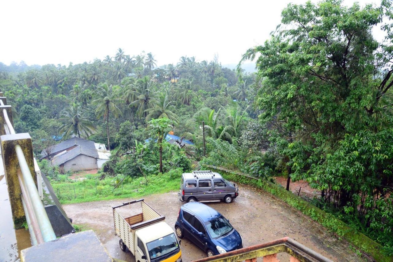 Sri Ranga Homestay Mavingundi Ngoại thất bức ảnh